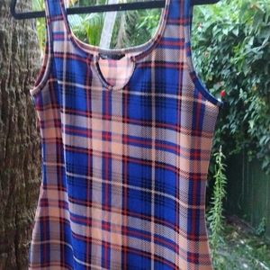 Pretty peach and blue plaid body com dress